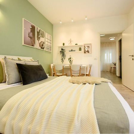 Spacious 1Br In The City Center - Amazing For Extended Stays Bucareste Exterior foto