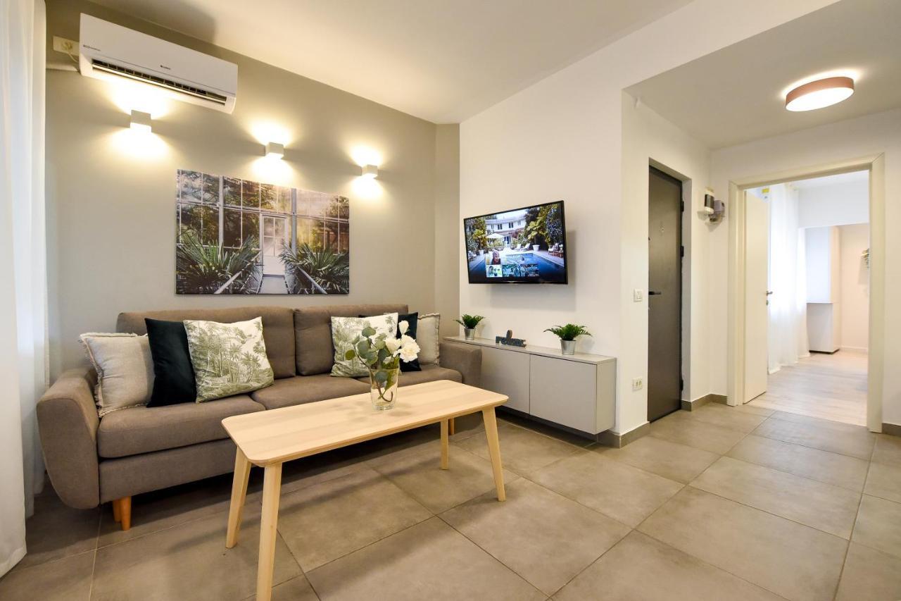 Spacious 1Br In The City Center - Amazing For Extended Stays Bucareste Exterior foto